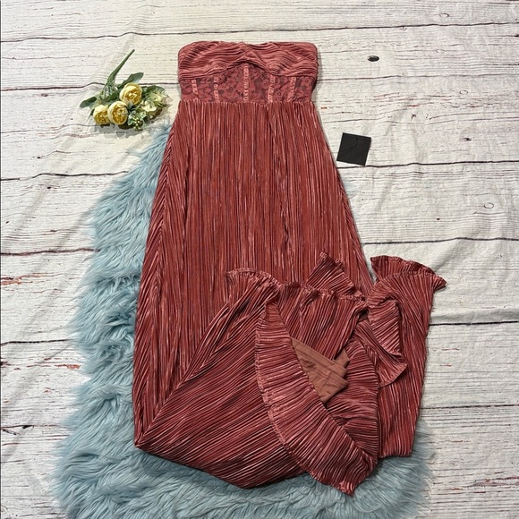 NWT Lulus Desme Rose Pink Satin Plisse Strapless Maxi Dress - Picture 2 of 8